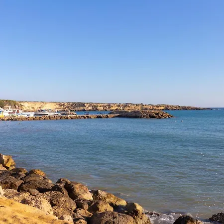 Nyaraló Melania - Garden Haven Near Coral Bay *