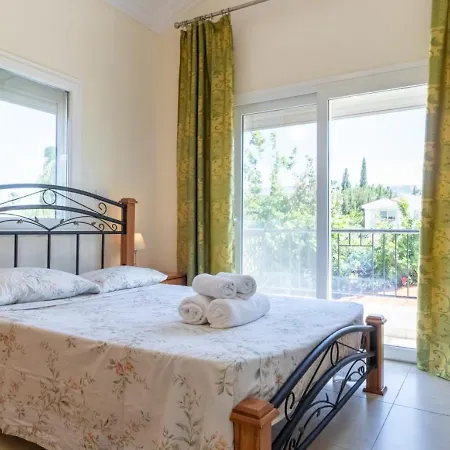 Melania - Garden Haven Near Coral Bay Peyia